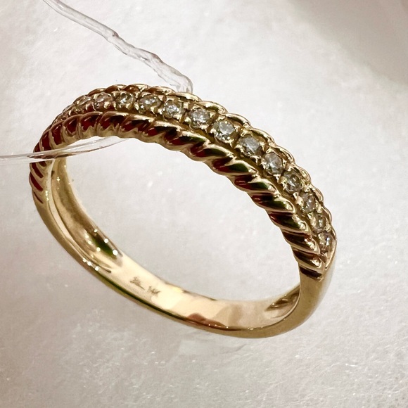 SHY CREATION Gold and Diamond Ring - Picture 7 of 13